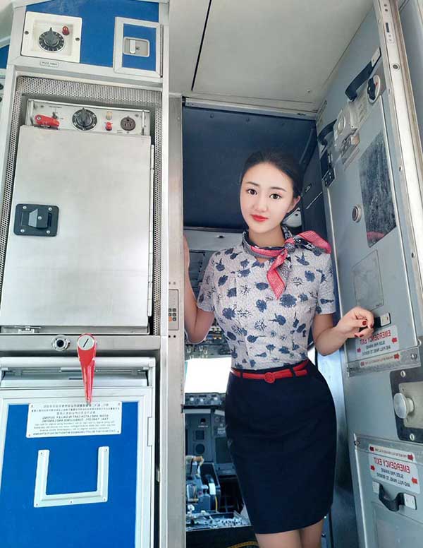 波士顿外围女经纪人